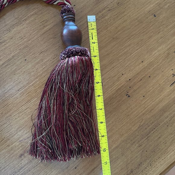Set of 4 Drapery Curtain Tie Backs Tassels - Picture 15 of 17
